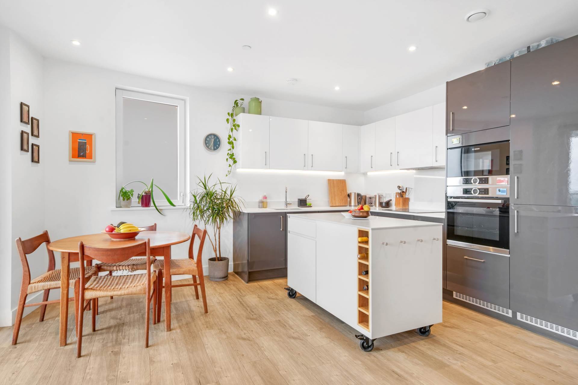 Beck Square, Leyton, E10, Image 5