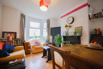LEA HALL ROAD E10, Image 2