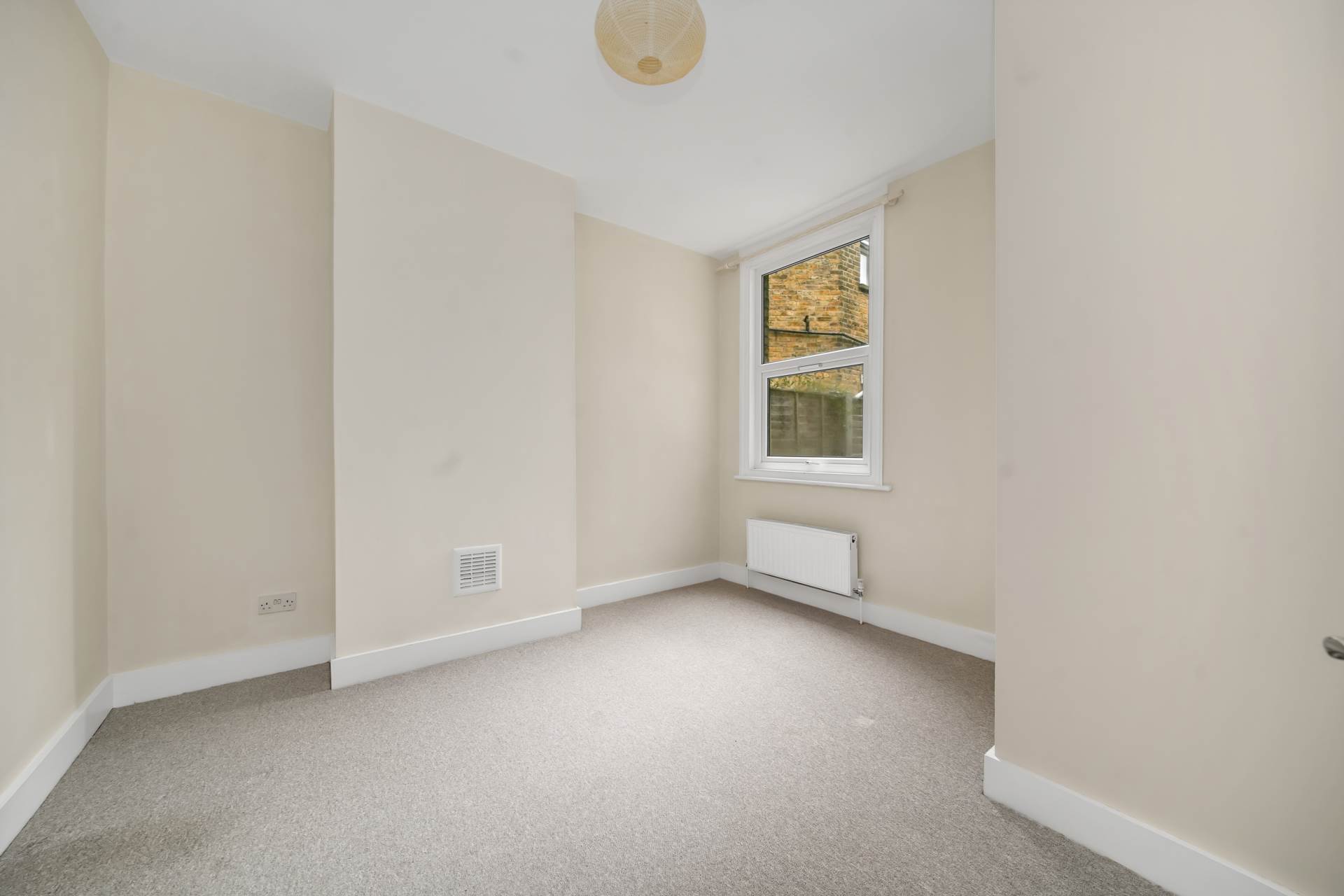 Twickenham Road, Leyton, Image 5