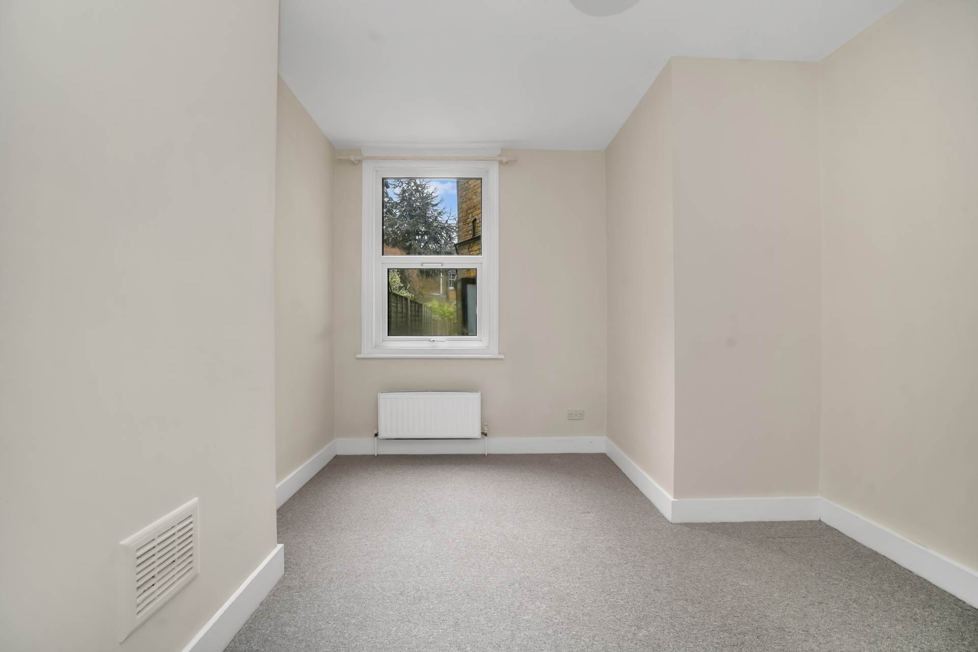 Twickenham Road, Leyton, Image 6
