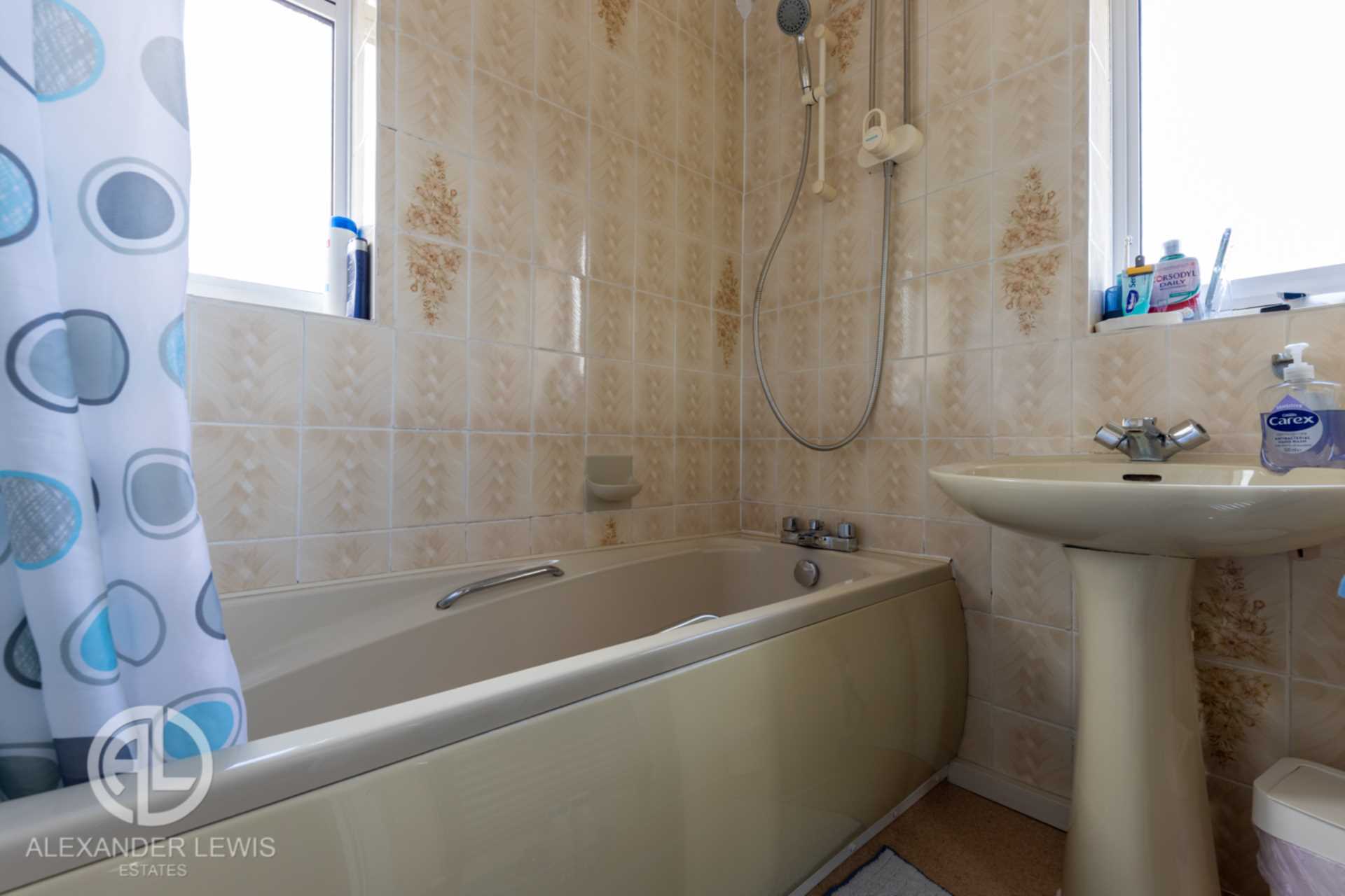 Icknield Way, Letchworth Garden City, SG6 4AW, Image 9