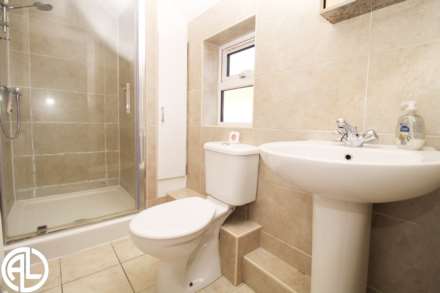 High Street, Henlow, SG16 6BS, Image 6