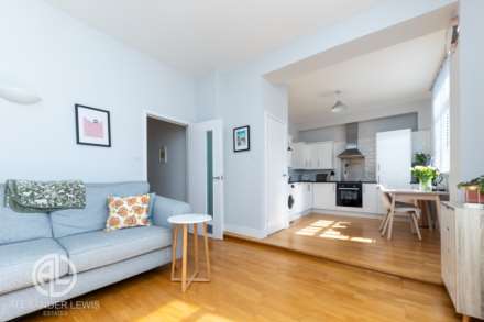 1 Bedroom Apartment, The Exchange, Queen Street, Hitchin, SG4 9TY