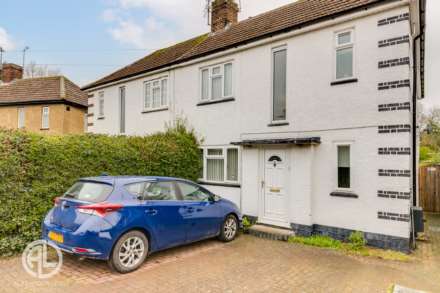 4 Bedroom Semi-Detached, Common Rise, Hitchin, SG4 0HP