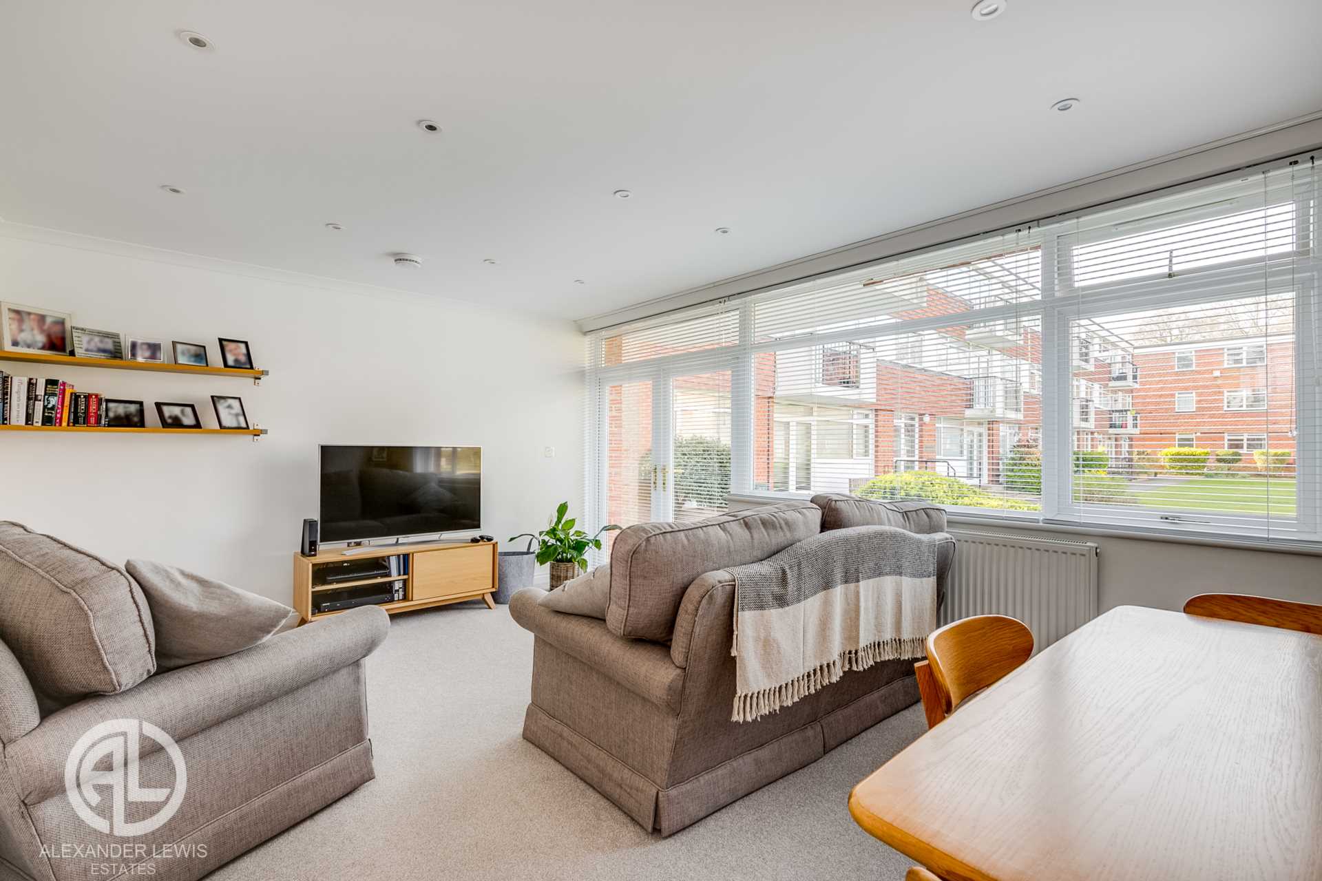 Sollershott Hall, Letchworth Garden City, SG6 3PW, Image 2