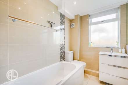 Sollershott Hall, Letchworth Garden City, SG6 3PW, Image 10