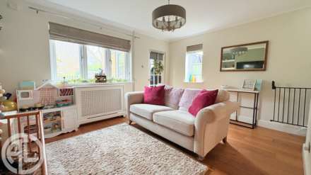 Pixmore Avenue, Letchworth Garden City, SG6 1RJ, Image 2