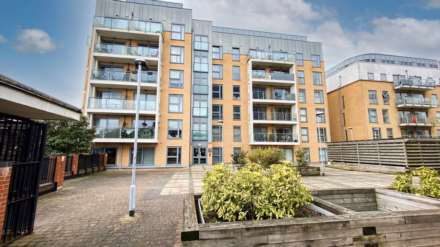 2 Bedroom Apartment, Monument Court, Woolners Way, Stevenage, SG1 3BT