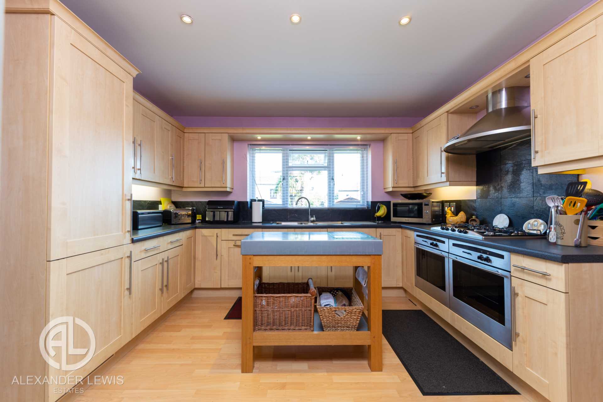 Netherstones, Stotfold, SG5 4BS, Image 2