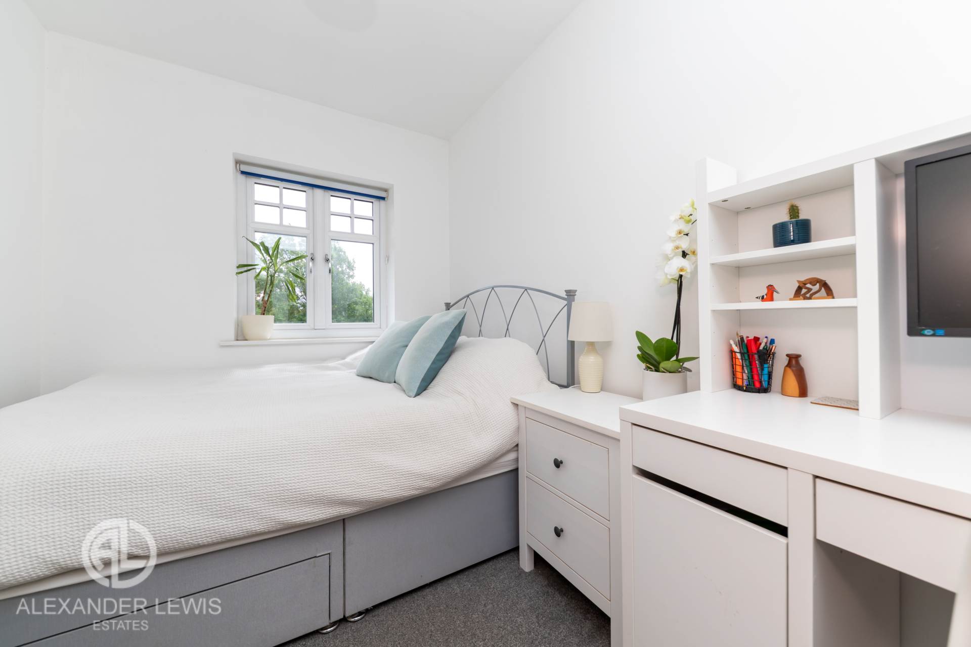 North Avenue, Letchworth Garden City, SG6 1DH, Image 16