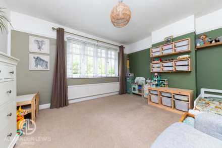 North Avenue, Letchworth Garden City, SG6 1DH, Image 17