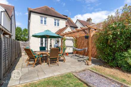 North Avenue, Letchworth Garden City, SG6 1DH, Image 22