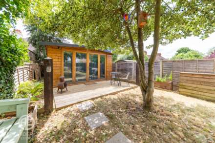 North Avenue, Letchworth Garden City, SG6 1DH, Image 25