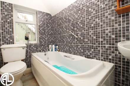 Cherry Trees, Henlow, SG16 6DT, Image 9
