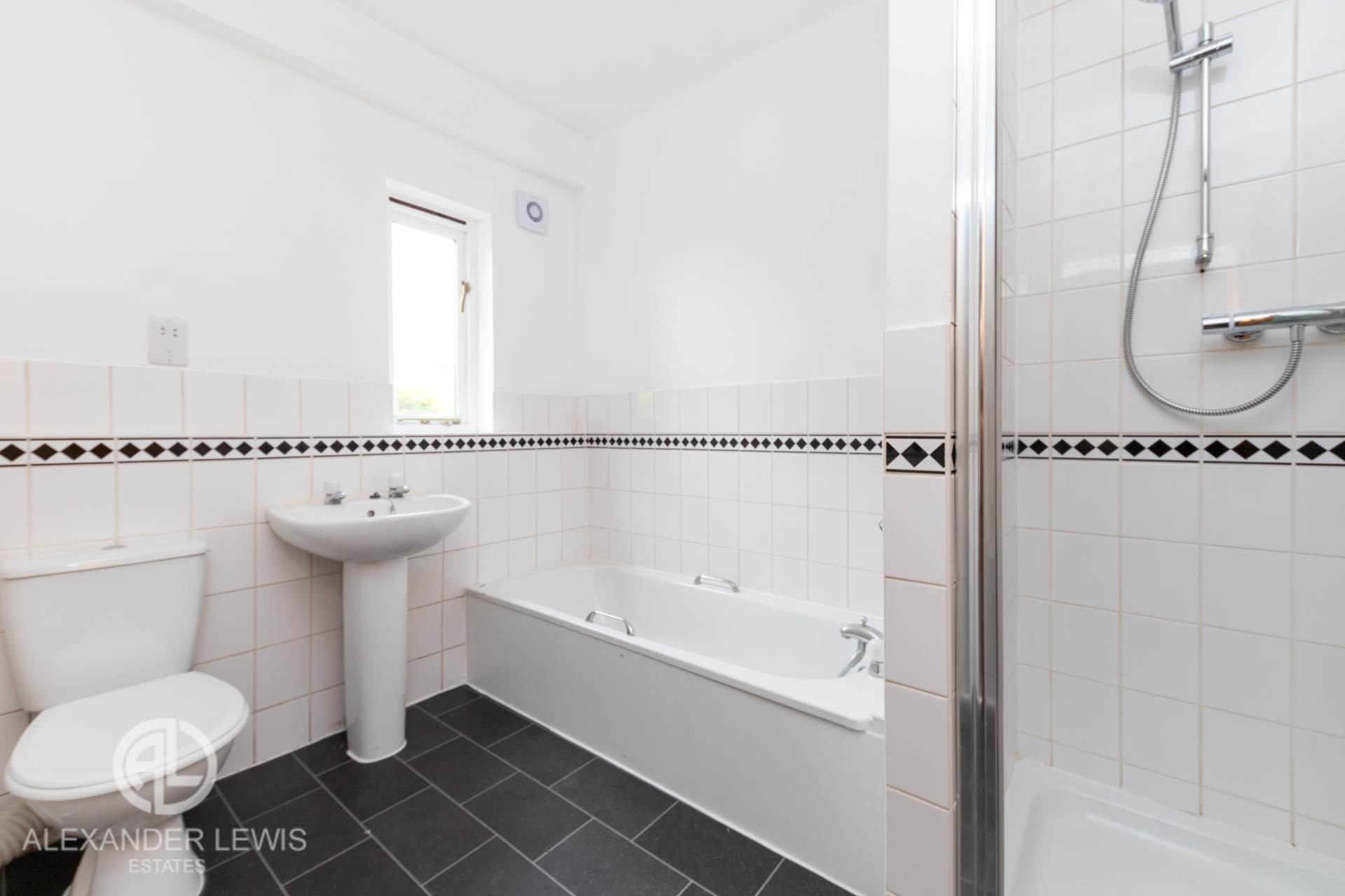 Manor Farm Cottages, Wymondley Road, Willian, SG6 2AH, Image 10