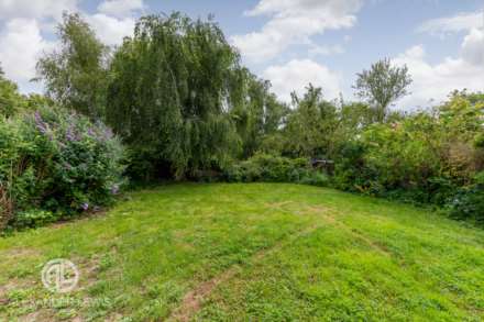Manor Farm Cottages, Wymondley Road, Willian, SG6 2AH, Image 11