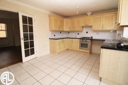 The Sidings, Henlow, SG16 6FJ, Image 4