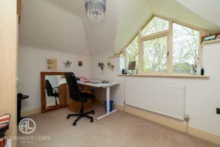 Clifton House Gardens, Clifton, Beds, SG17 5FR, Image 24