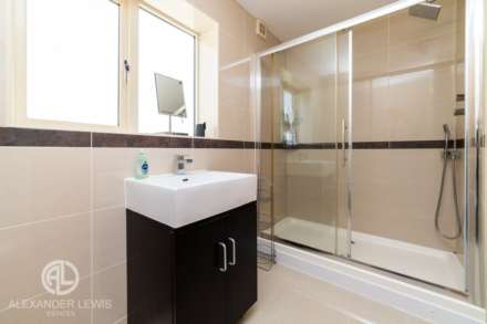 Clifton House Gardens, Clifton, Beds, SG17 5FR, Image 31