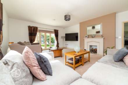 Clifton House Gardens, Clifton, Beds, SG17 5FR, Image 4