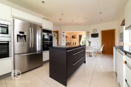 Clifton House Gardens, Clifton, Beds, SG17 5FR, Image 8