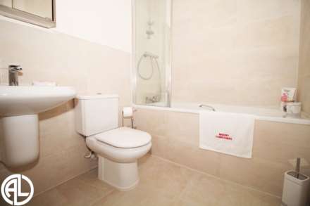 Roxley Manor, Willian, SG6 2DP, Image 13