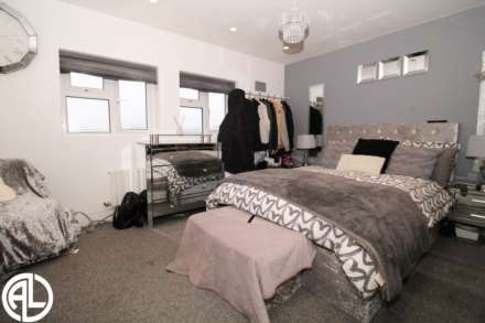 Trinity Road, Stotfold, SG5 4EQ, Image 8