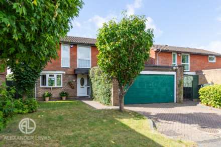 Lapwing Dell, Letchworth Garden City, SG6 2TE, Image 1