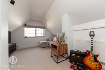 Shott Lane, Letchworth Garden City, SG6 1SE, Image 17