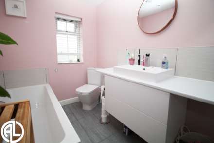 Western Way, Letchworth Garden City, SG6 4SR, Image 10