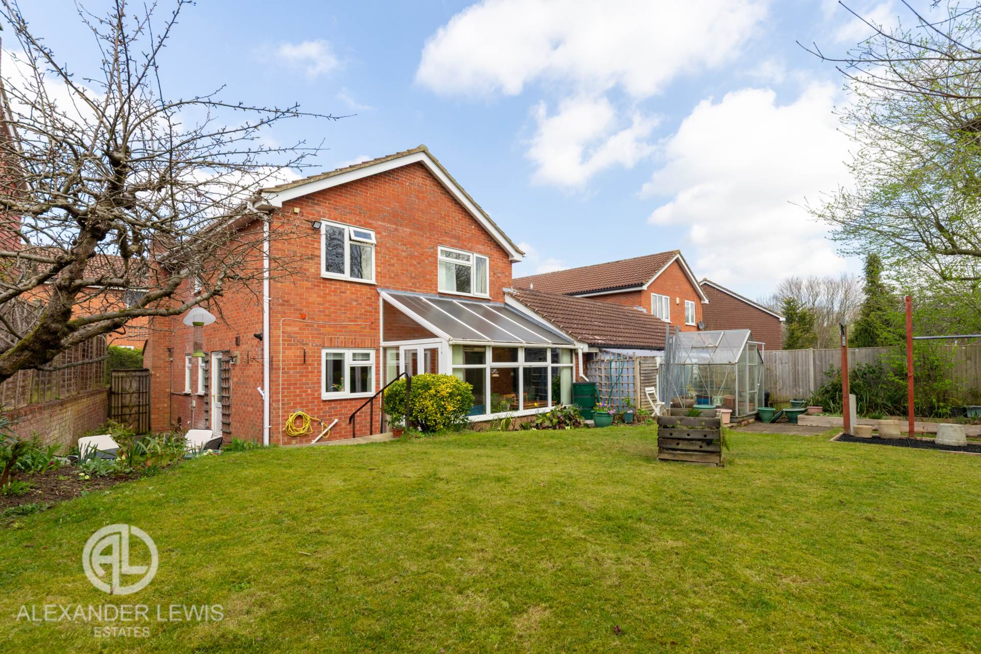 Bell Acre Gardens, Letchworth Garden City, SG6 2BY, Image 19
