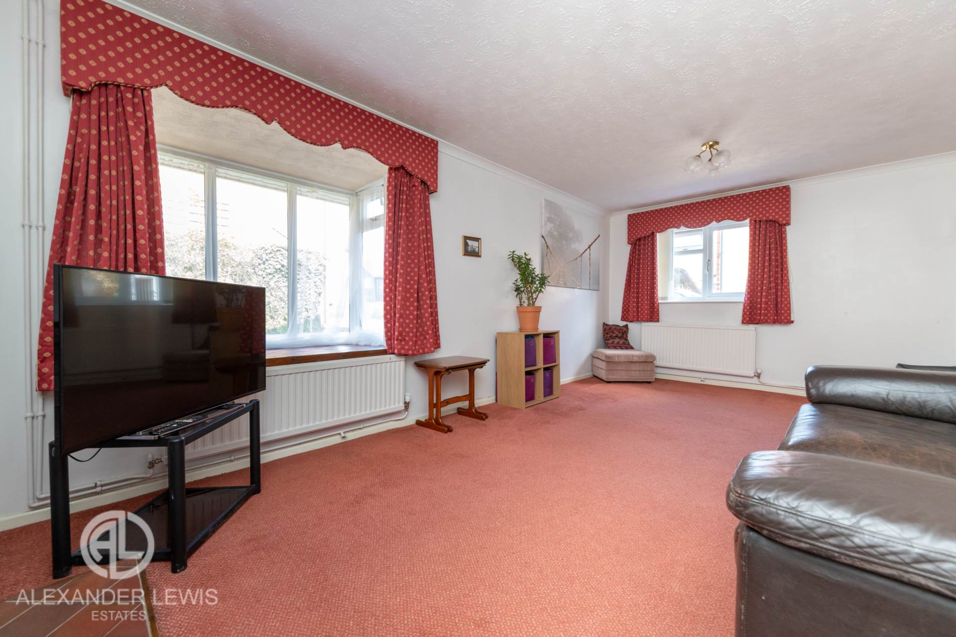 Bell Acre Gardens, Letchworth Garden City, SG6 2BY, Image 4