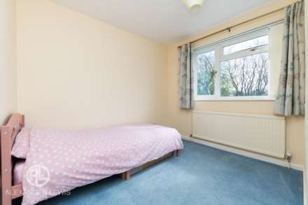 Bell Acre Gardens, Letchworth Garden City, SG6 2BY, Image 12