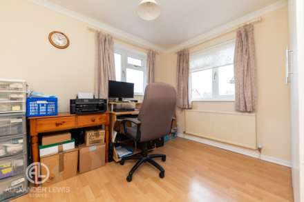 Bell Acre Gardens, Letchworth Garden City, SG6 2BY, Image 13