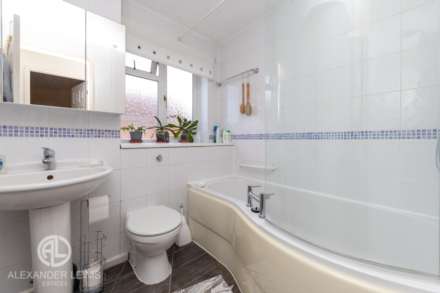 Bell Acre Gardens, Letchworth Garden City, SG6 2BY, Image 14