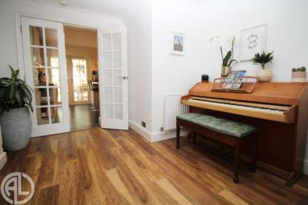 Common View, Letchworth Garden City, SG6 1DD, Image 4