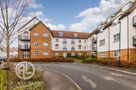 Wissen Drive, Letchworth Garden City, SG6 1FT, Image 1