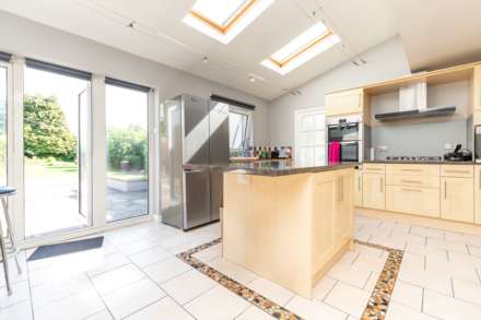 Hitchin Road, Stotfold SG5 4JE, Image 5