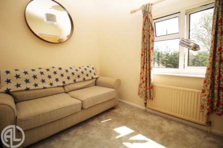 Hallmead, Letchworth, Image 9