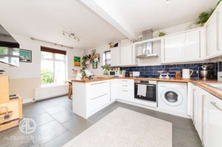 Icknield Way, Letchworth Garden City, SG6 4AN, Image 2