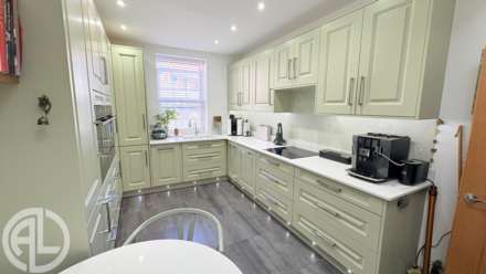 Leys Avenue, Letchworth Garden City, SG6 3EU, Image 6
