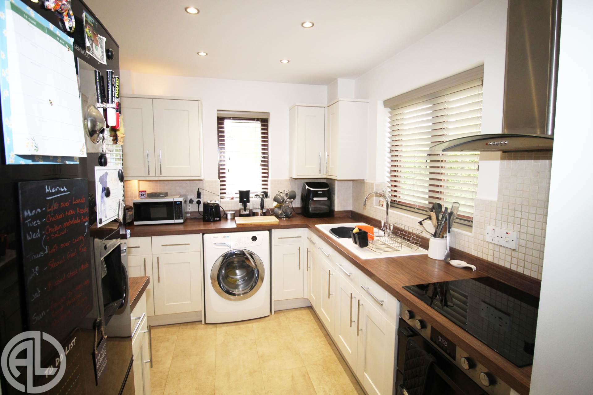 Warren Close, Letchworth Garden City, SG6 4EH, Image 2