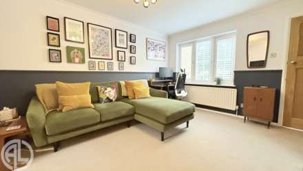 Chagny Close, Letchworth Garden CIty, SG6 4BZ, Image 2