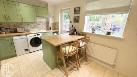 Chagny Close, Letchworth Garden CIty, SG6 4BZ, Image 4