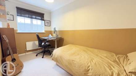 Chagny Close, Letchworth Garden CIty, SG6 4BZ, Image 7