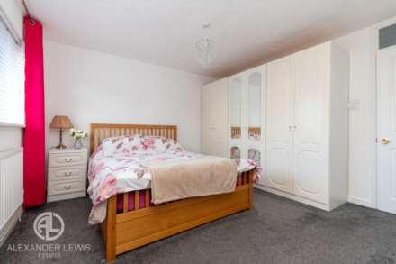 Ramerick Gardens, Arlesey, SG15 6XZ, Image 11