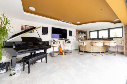 Rectory Road, Shefford, Beds, SG17 5PF, Image 20