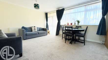 Sollershott Hall, Letchworth Garden City, SG6 3PW, Image 3