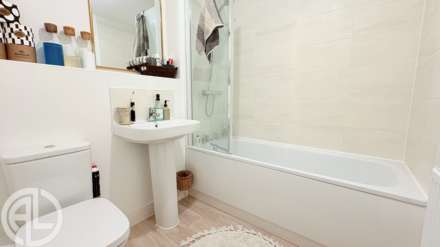 Rowan Way, Stotfold, SG5 4SU, Image 12