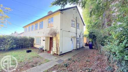 Icknield Way, Letchworth Garden City, SG6 4AU